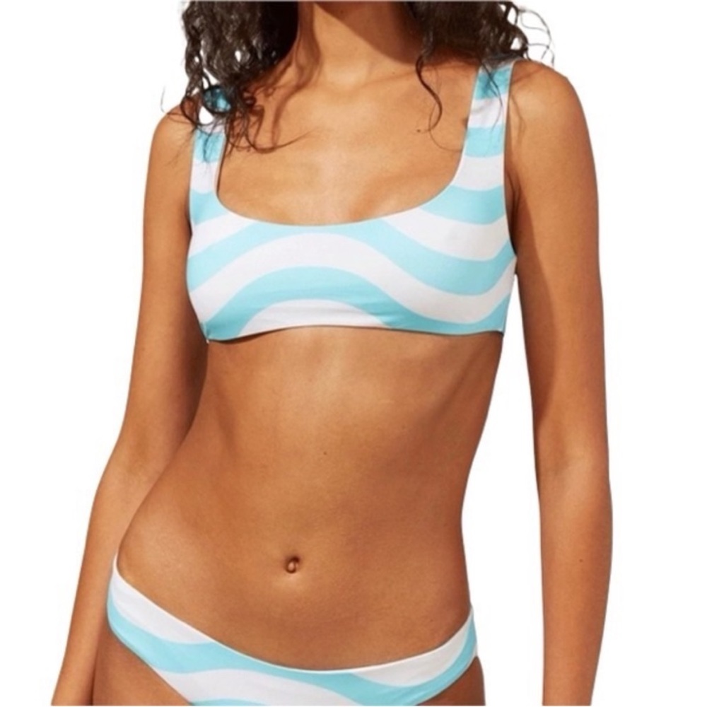 Solid & Striped The Elle Bikini Top Reversible Wavy Stripe Fresh Air